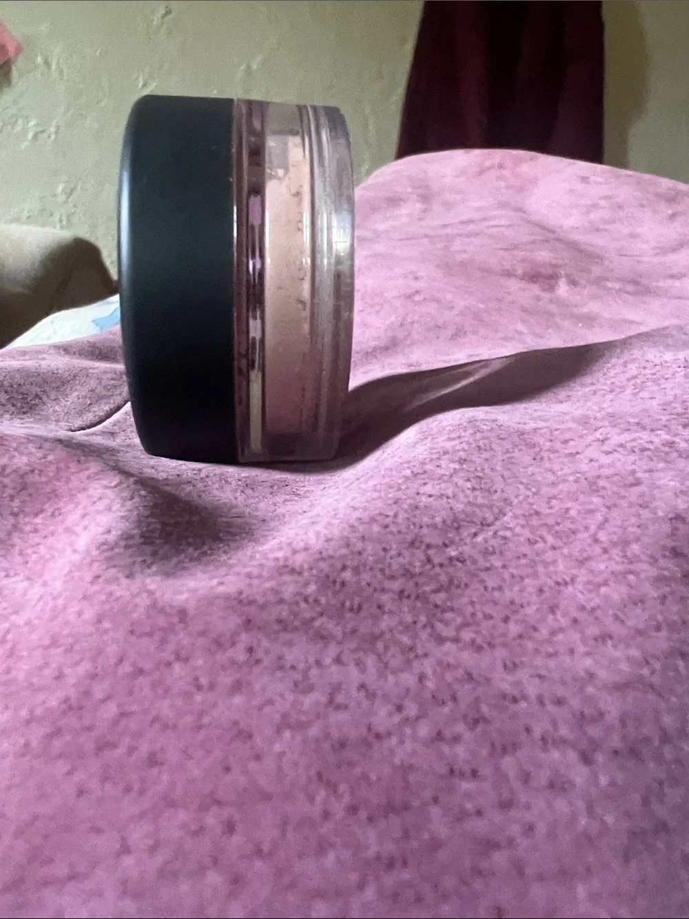 BAREMINERALS bisque concealer